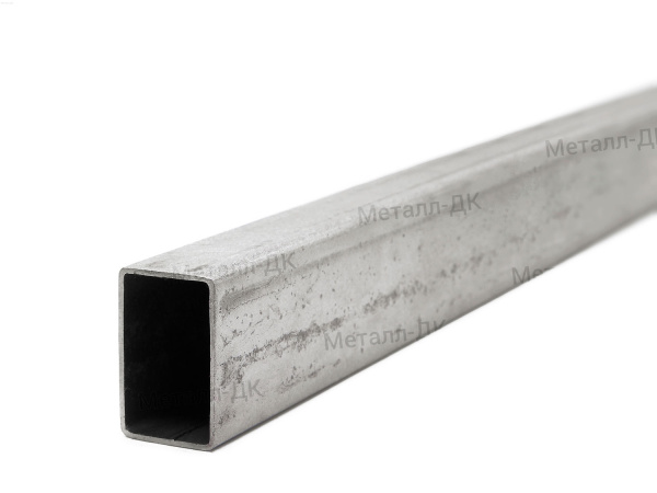Труба профильная 40х25х3